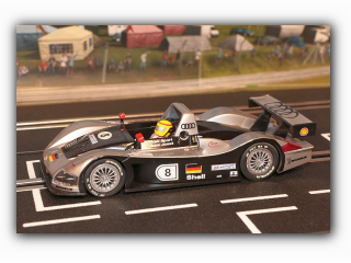 Carrera_Evolution_25418_AUDI_R18_Le_Mans_1999.jpg